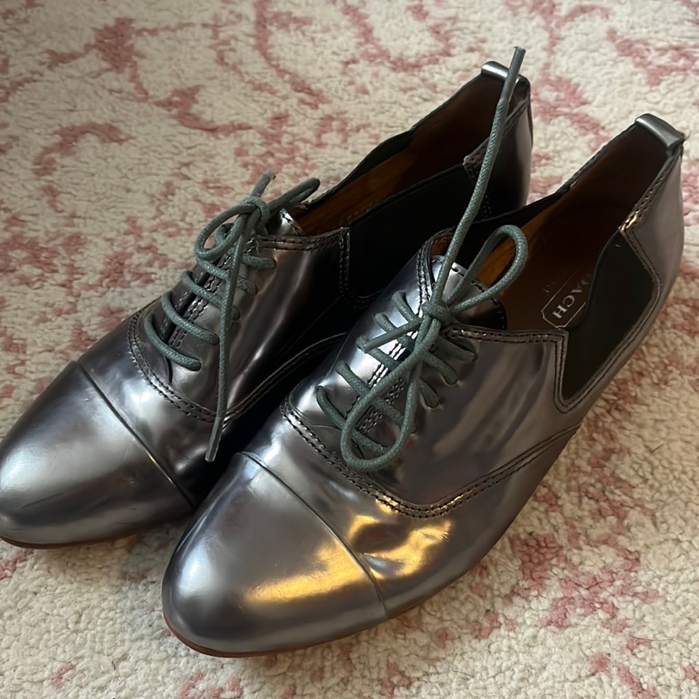 Women’s Coach Dress Shoes Metallic Silver